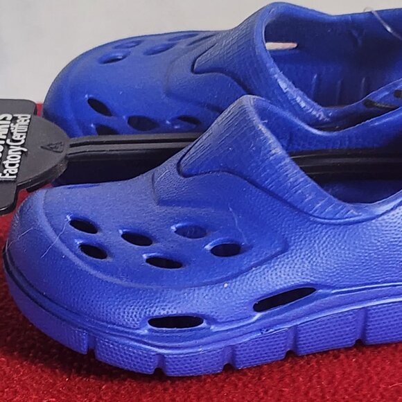 Wonder Nation Royal Blue Made in the USA Clog w/Non Marking Sole Infant Size 2 - Picture 16 of 16